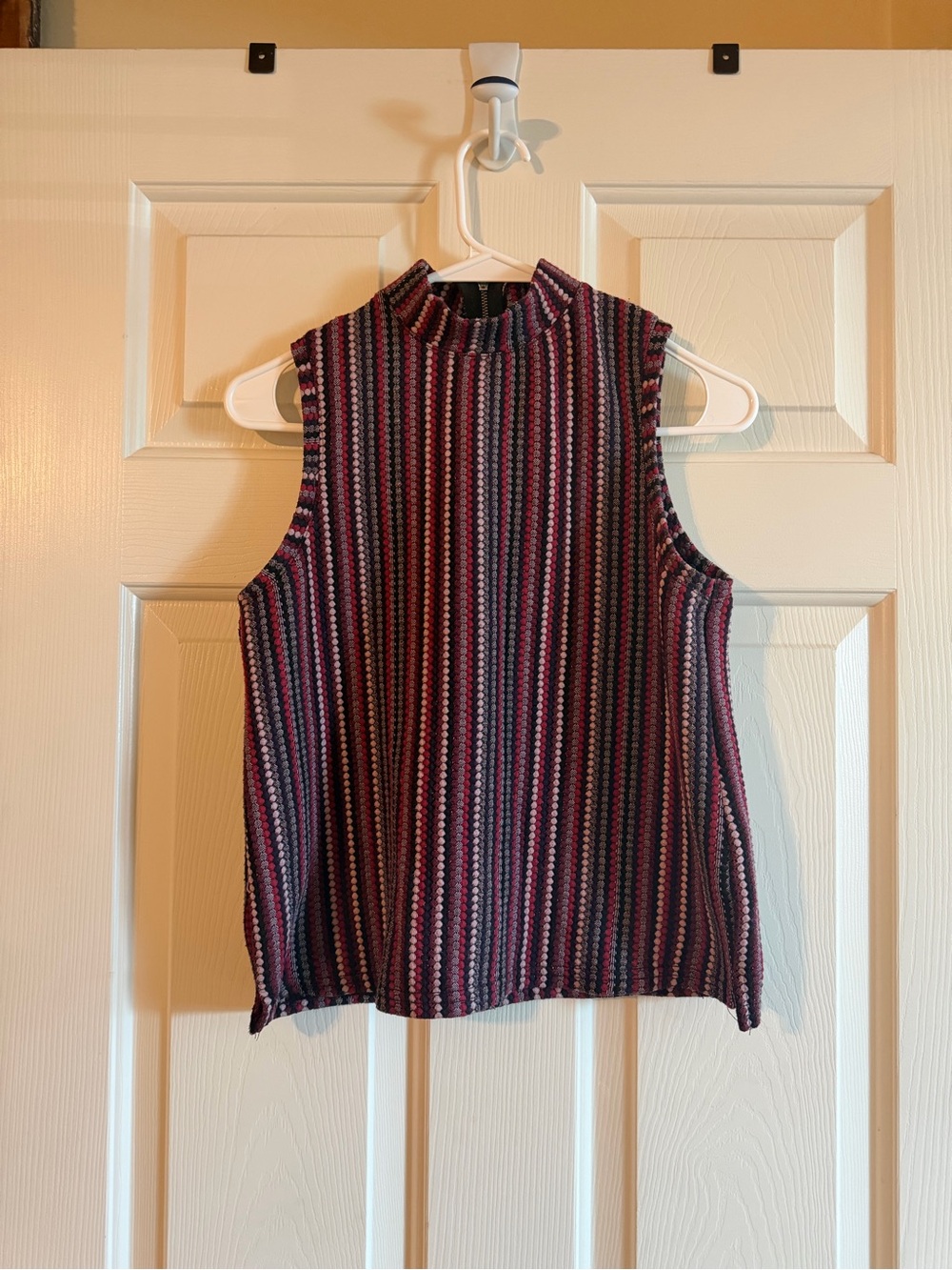 Anthropologie Sleeveless Knit Mockneck - size XS